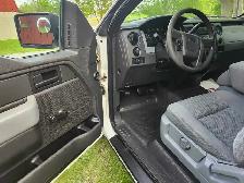 2012 Ford F150 long box reg cab - Photo 6