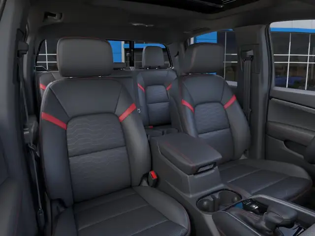 2026 Chevrolet Colorado - Photo 6