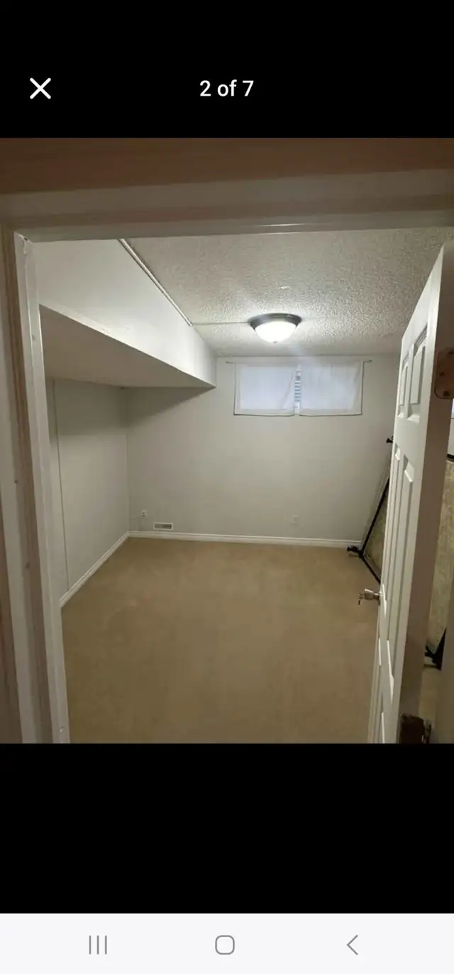 2 bedroom  basement - Photo 2