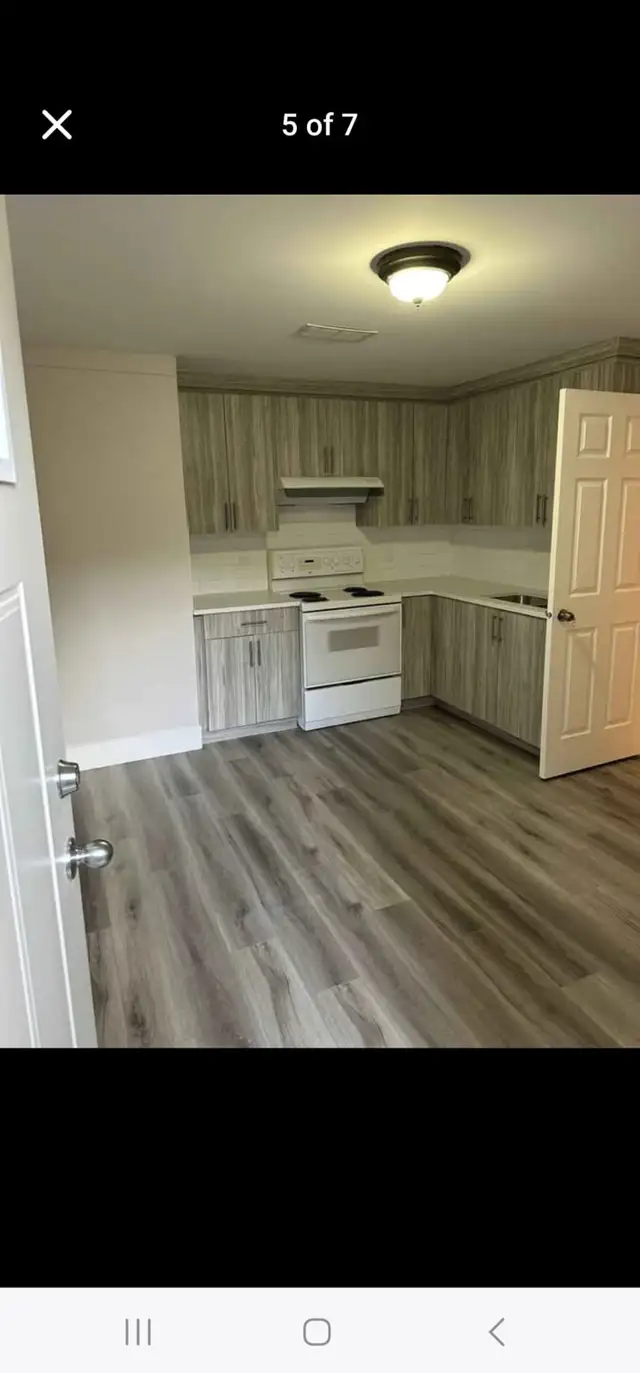 2 bedroom  basement - Photo 5