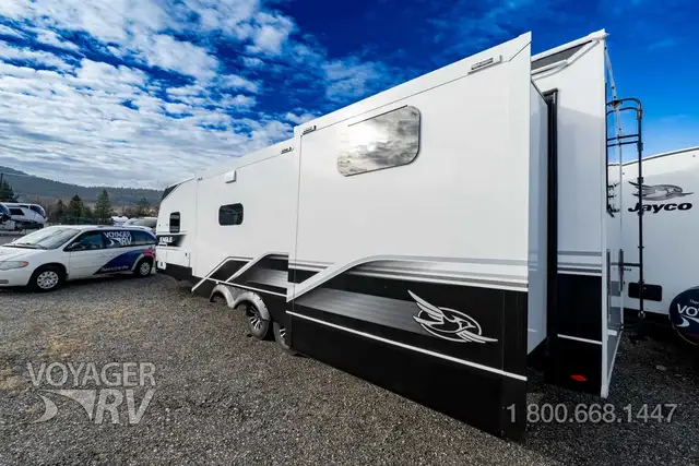2026 Jayco Eagle HT 312BHOK - Photo 3