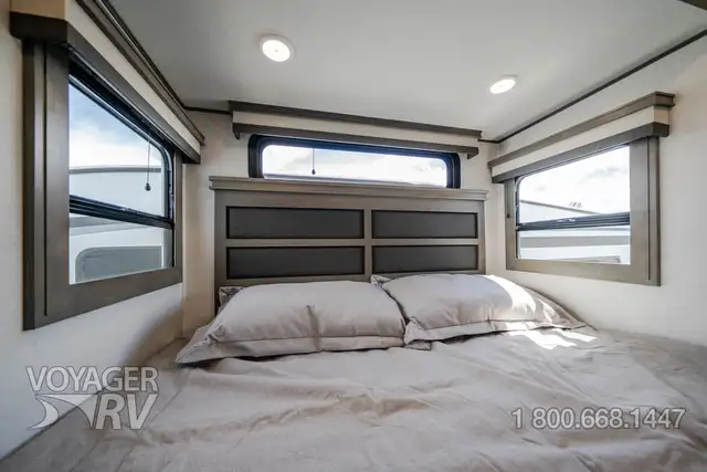 2026 Grand Design Solitude 376RD - Photo 22