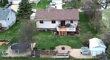 A Rare 5-Bedroom Fully Finished Bungalow in Mitchell - Photo 4