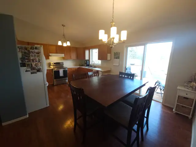 A Rare 5-Bedroom Fully Finished Bungalow in Mitchell - Photo 13