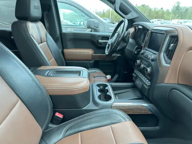 2019 Chevrolet Silverado 1500 High Country - Navigation - Photo 3