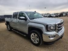 2017 GMC Sierra 1500 Crew Cab 4X4 SLT 5.3L - Rebuilt Title - Photo 3