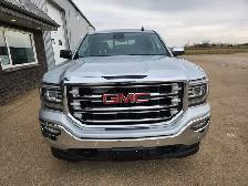 2017 GMC Sierra 1500 Crew Cab 4X4 SLT 5.3L - Rebuilt Title - Photo 5