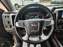 2017 GMC Sierra 1500 Crew Cab 4X4 SLT 5.3L - Rebuilt Title - Photo 17