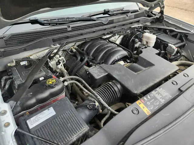 2017 GMC Sierra 1500 Crew Cab 4X4 SLT 5.3L - Rebuilt Title - Photo 19