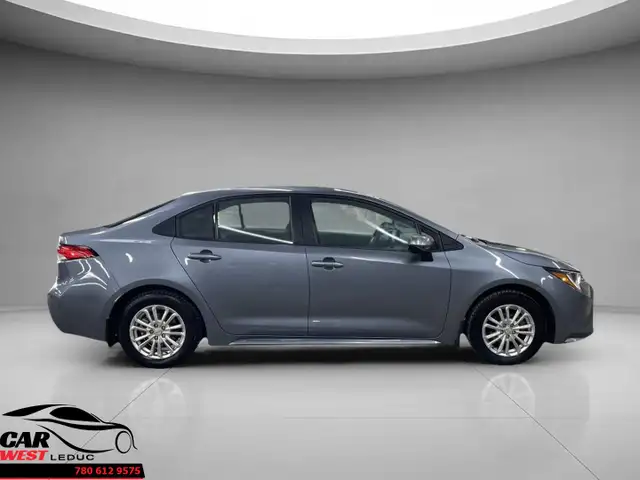 Toyota Corolla Hybrid 2022 - Photo 2