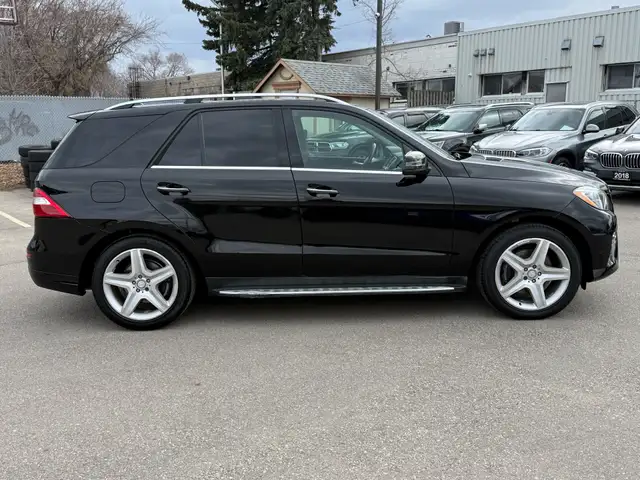 2015 Mercedes-Benz M-Class ML 350 BlueTEC AMG PKG.|ACCIDENT FREE - Photo 4