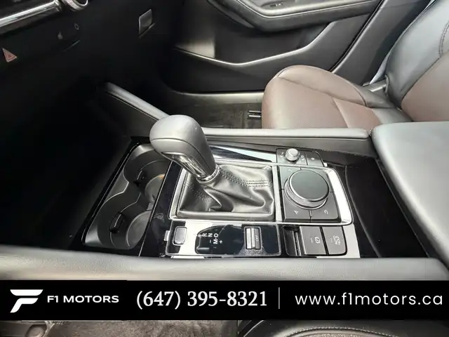 2025 Mazda3 Sport GT Hatchback AWD | Single Owner | Certified - Photo 11