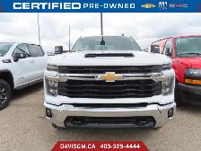 2025 Chevrolet Silverado 2500HD - Photo 2