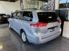 2013 Toyota Sienna - Photo 5