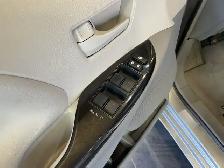 2013 Toyota Sienna - Photo 16