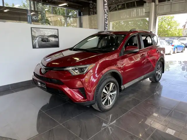 2018 Toyota RAV4 LE