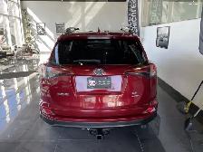 2018 Toyota RAV4 LE - Photo 6