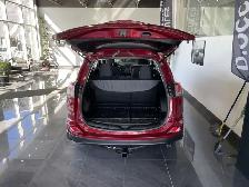 2018 Toyota RAV4 LE - Photo 8