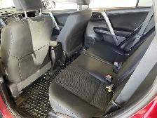 2018 Toyota RAV4 LE - Photo 11