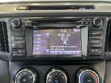 2018 Toyota RAV4 LE - Photo 21