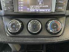 2018 Toyota RAV4 LE - Photo 23