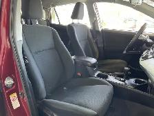 2018 Toyota RAV4 LE - Photo 27