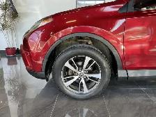 2018 Toyota RAV4 LE - Photo 29