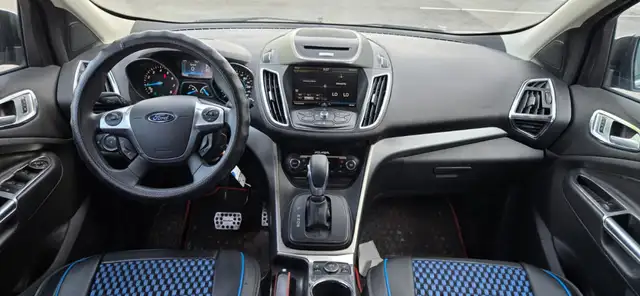 2014 Ford Escape SE 4dr Front-wheel Drive Automatic - Photo 14