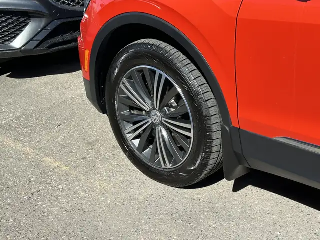 2018 Volkswagen Tiguan HIGHLINE 4MOTION AWD/NAVI/360 CAM/PANO RO - Photo 23