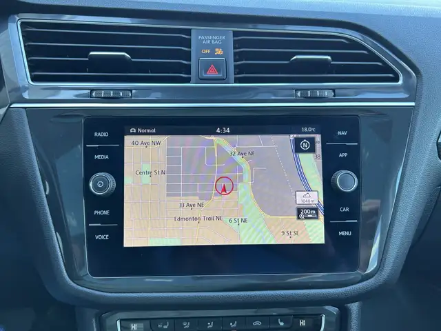 2018 Volkswagen Tiguan HIGHLINE 4MOTION AWD/NAVI/360 CAM/PANO RO - Photo 30