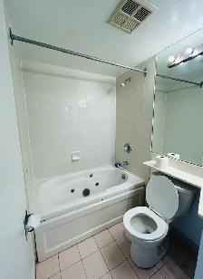 MISSISSAUGA CITY CENTRE LARGE ALL-INCLUSIVE SUITE AVAILABLE NOW - Photo 13