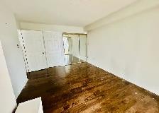 MISSISSAUGA CITY CENTRE LARGE ALL-INCLUSIVE SUITE AVAILABLE NOW - Photo 20