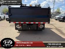 2011 GMC Sierra 3500HD Crew Cab Dump Truck – 9'4' Hydraulic Dump - Photo 5