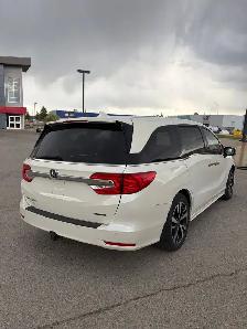 2019 Honda Odyssey Touring Auto - Photo 5