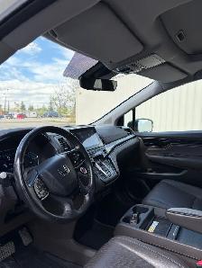 2019 Honda Odyssey Touring Auto - Photo 10