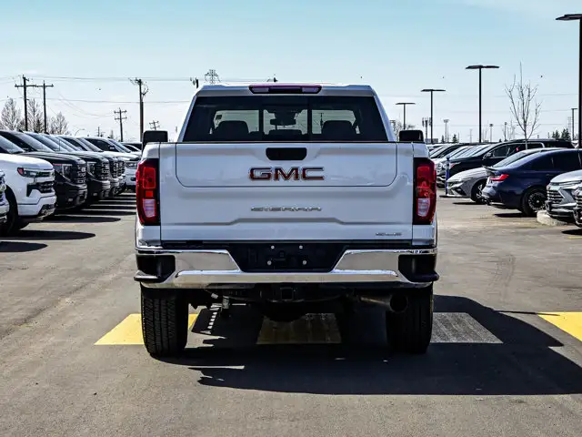 2024 GMC Sierra 2500HD SLE 6.6L Duramax | 5th Wheel Prep Package - Photo 12