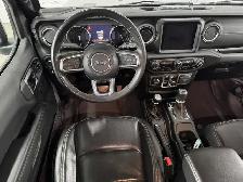 Jeep Wrangler 4xe Sahara 4x4 2023 à vendre - Photo 17