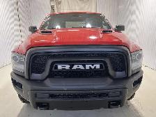 RAM 1500 Classic Warlock cabine d'équipe 4x4 caisse de 5 pi 7 po - Photo 3