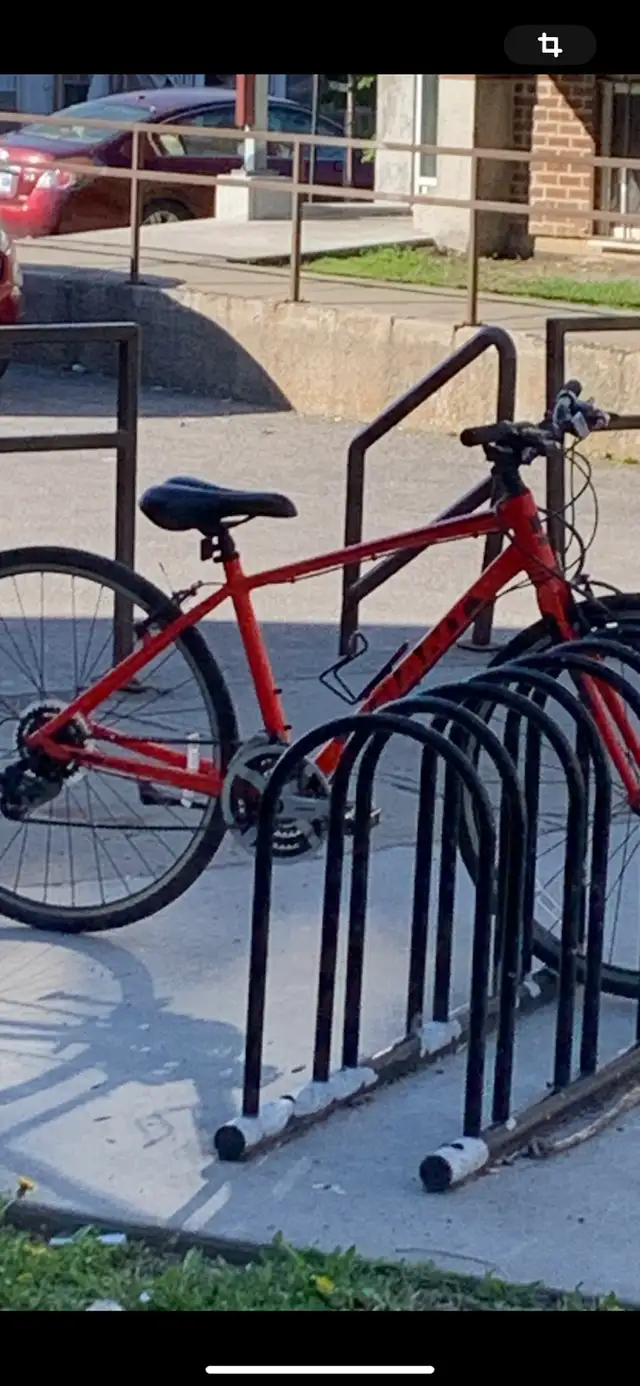 Giant Escape 3 Hybrid Bike 2024 Red !