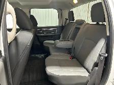 RAM 1500 Classic Slt Awd V8 2023 a vendre - Photo 14