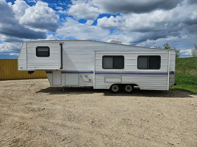 1995 Terry 32 Ft T/A Fifth Wheel 325F - Photo 5