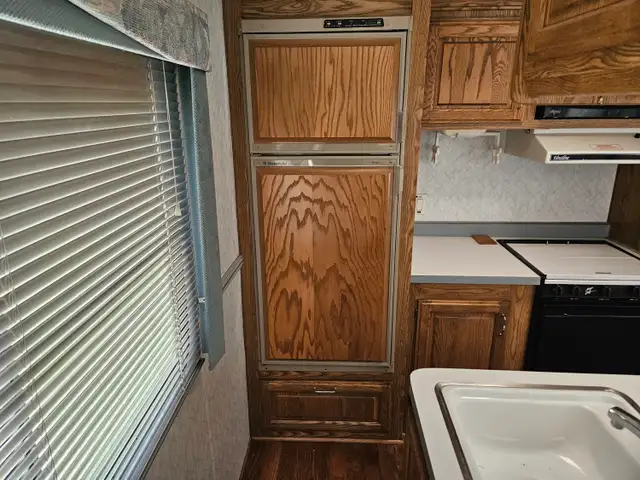 1995 Terry 32 Ft T/A Fifth Wheel 325F - Photo 15