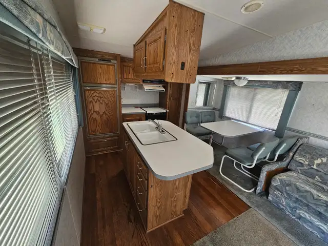 1995 Terry 32 Ft T/A Fifth Wheel 325F - Photo 16