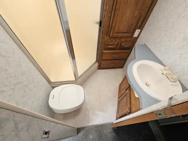 1995 Terry 32 Ft T/A Fifth Wheel 325F - Photo 18