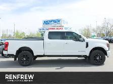 2022 Ford Super Duty F-350 SRW LARIAT  V8 Diesel
