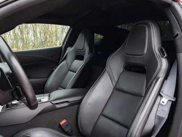 2019 Chevrolet Corvette 1LT - Photo 13