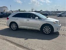 2011 Toyota Venza 4dr Wgn AWD - Photo 2