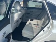 2011 Toyota Venza 4dr Wgn AWD - Photo 3
