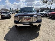 2010 GMC Sierra 1500 SLE Ext. Cab 4WD - Photo 2