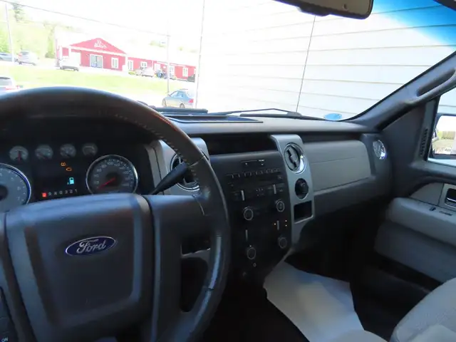 2009 Ford F-150 - Photo 11